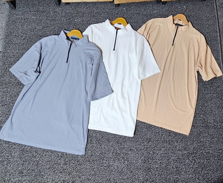 تیشرت مردانه نیم زیپ بیسکویتی جنس : بیسکویتی کراکشی کرم , سفید , طوسی , L , Xl , xxl , xxxl , شناسه کاربری : #9629