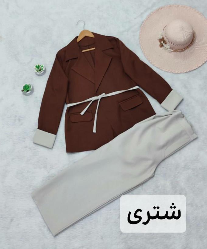 کت و شلوار مانیا جنس : مازراتی استخوانی, سبز بنتون, سبز تیره, سبز کله غازی, شتری, شکلاتی تیره, طوسی تیره, طوسی روشن, کرمی, مشکی, نسکافه ای تیره, نسکافه ای روشن فری سایز زنانه شناسه : #101699