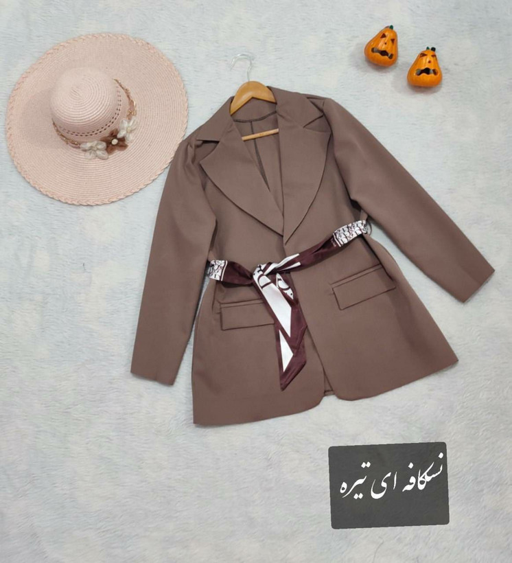 کت تک دلوین جنس : مازراتی اعلاء سبز کله غازی, سرمه ای, شکلاتی تیره, طوسی تیره, کرمی, مشکی, نسکافه ای, نسکافه ای تیره فری سایز زنانه شناسه : #101702