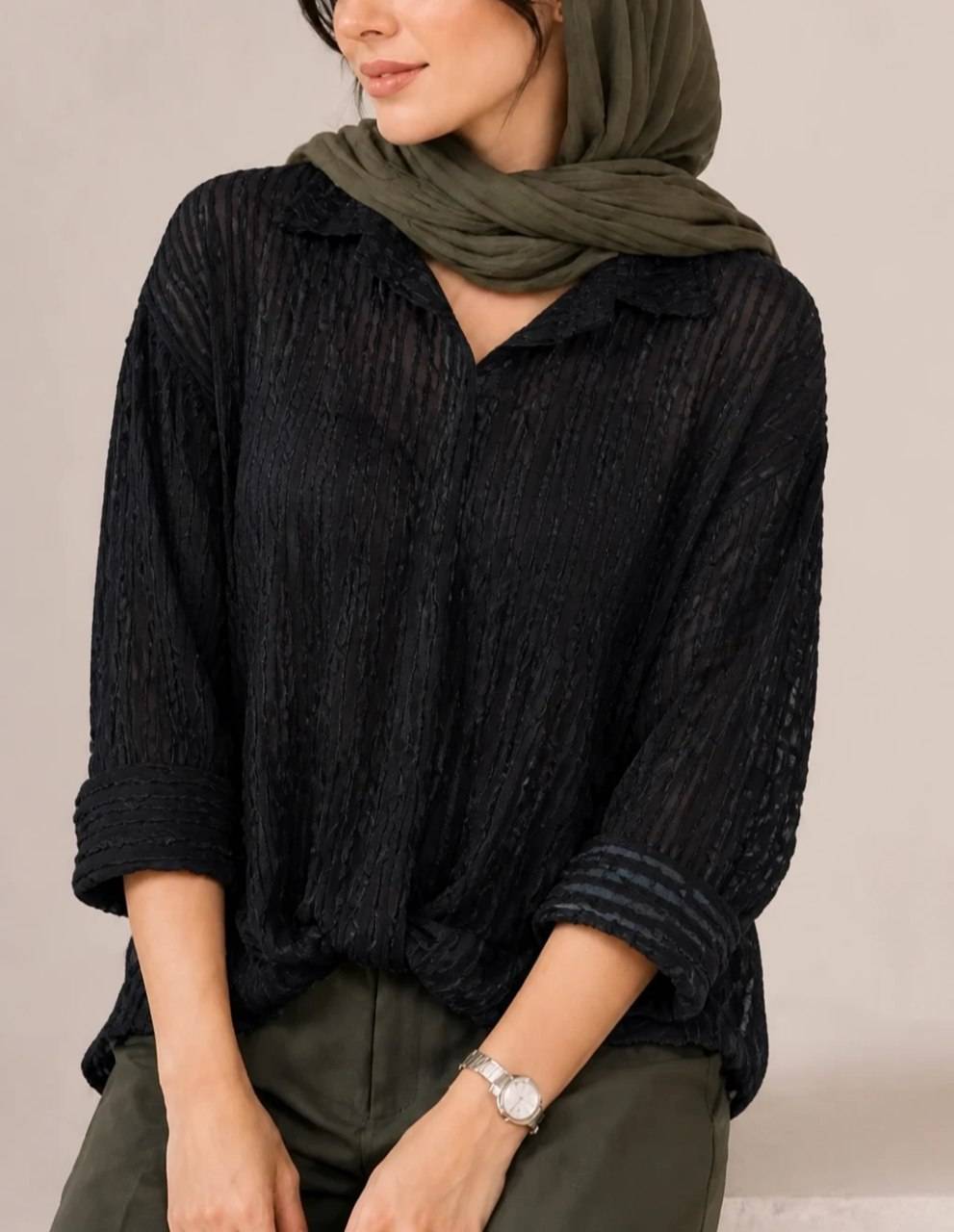 شناسه : #21260 نام : شومیز لونا پیچی جنس : لونا مراکشی رنگ بندی : مشکی, سبز, کرم, نسکافه, آجری زنانه