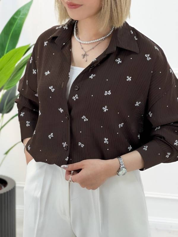 شومیز شیشه ای چنل جنس : پری شیشه ای مشکی, شکلاتی, سبز, سفید, صورتی, نسکافه, آیی فری سایز زنانه شناسه : #22375