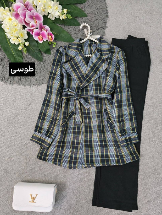 مدل آسمینا جنس : چهارخونه سپاهان پشت آستر دار مشکی, سبز, قرمز, طوسی, زرد طوسی, زرد سفید, سفید قرمز فری سایز زنانه شناسه : #3239