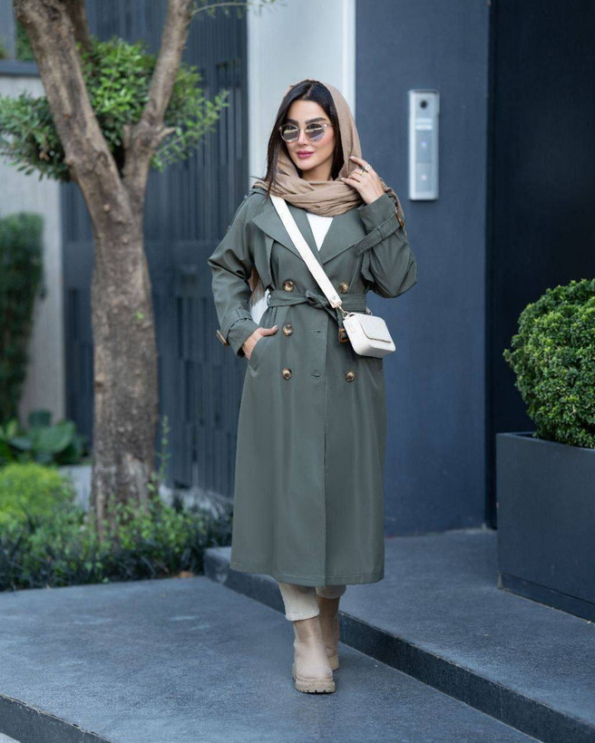 بارونی بلند استر دار جنس : پرادو رنگبندی سایزبندی زنانه شناسه : #3630