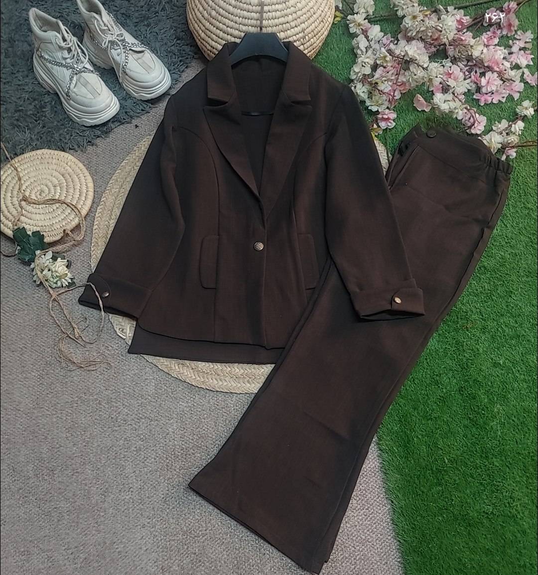 ست اداری سیلانا جنس : هرمس برنداصل مشکی, قهوه ای, نسکافه ای, کاراملی فری سایز زنانه شناسه : #13813