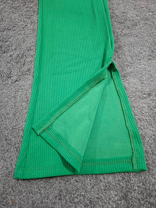 نام : 👗لگ زنانه کمر گنی -🧵جنس : کبریتی اعلا - رنگبندی - سایزبندی