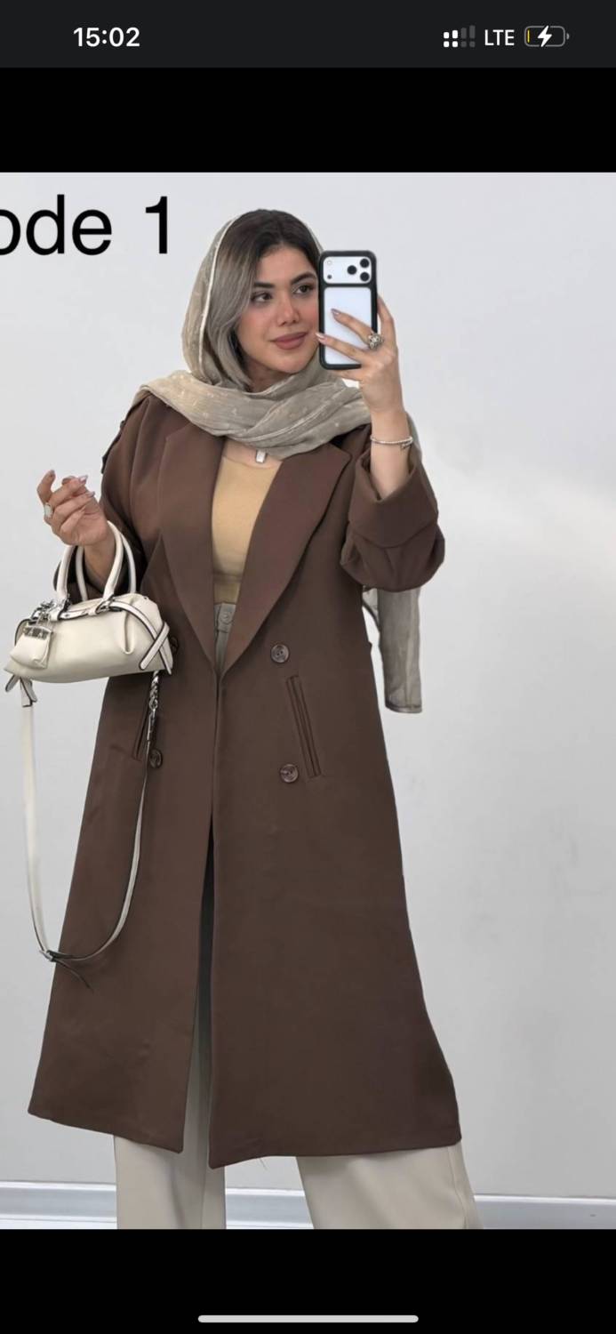 مانتو بلند برکه جنس : مازراتی درجه یک مشکی,  سورمه ای,  کرمی,  قهوه ای,  نسکافه ای سایزبندی زنانه شناسه : #26402